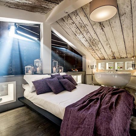 วิโอลา รูม Bed & Breakfast กาญารี ภายนอก รูปภาพ