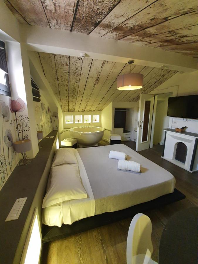 วิโอลา รูม Bed & Breakfast กาญารี ภายนอก รูปภาพ