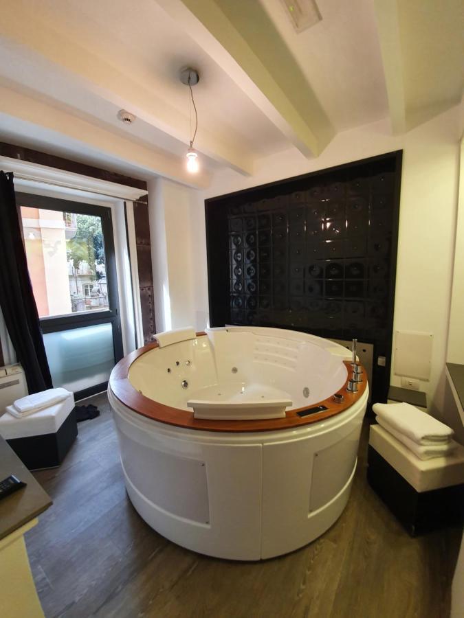 วิโอลา รูม Bed & Breakfast กาญารี ภายนอก รูปภาพ